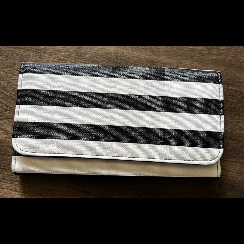 Kut From The Kloth Slim Striped Wallet Black White
